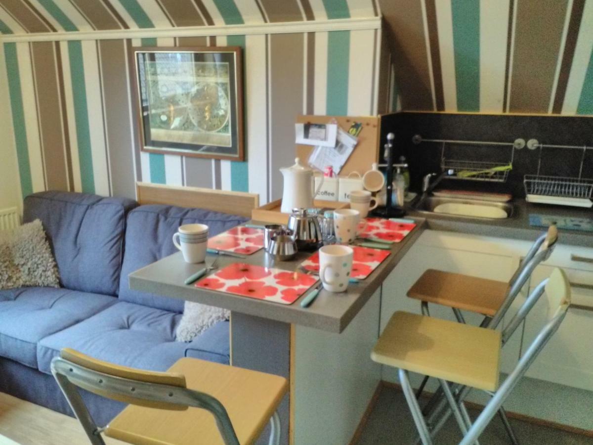 Kells Roadside Apartment Hamnavoe Екстериор снимка