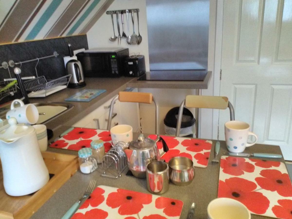 Kells Roadside Apartment Hamnavoe Екстериор снимка