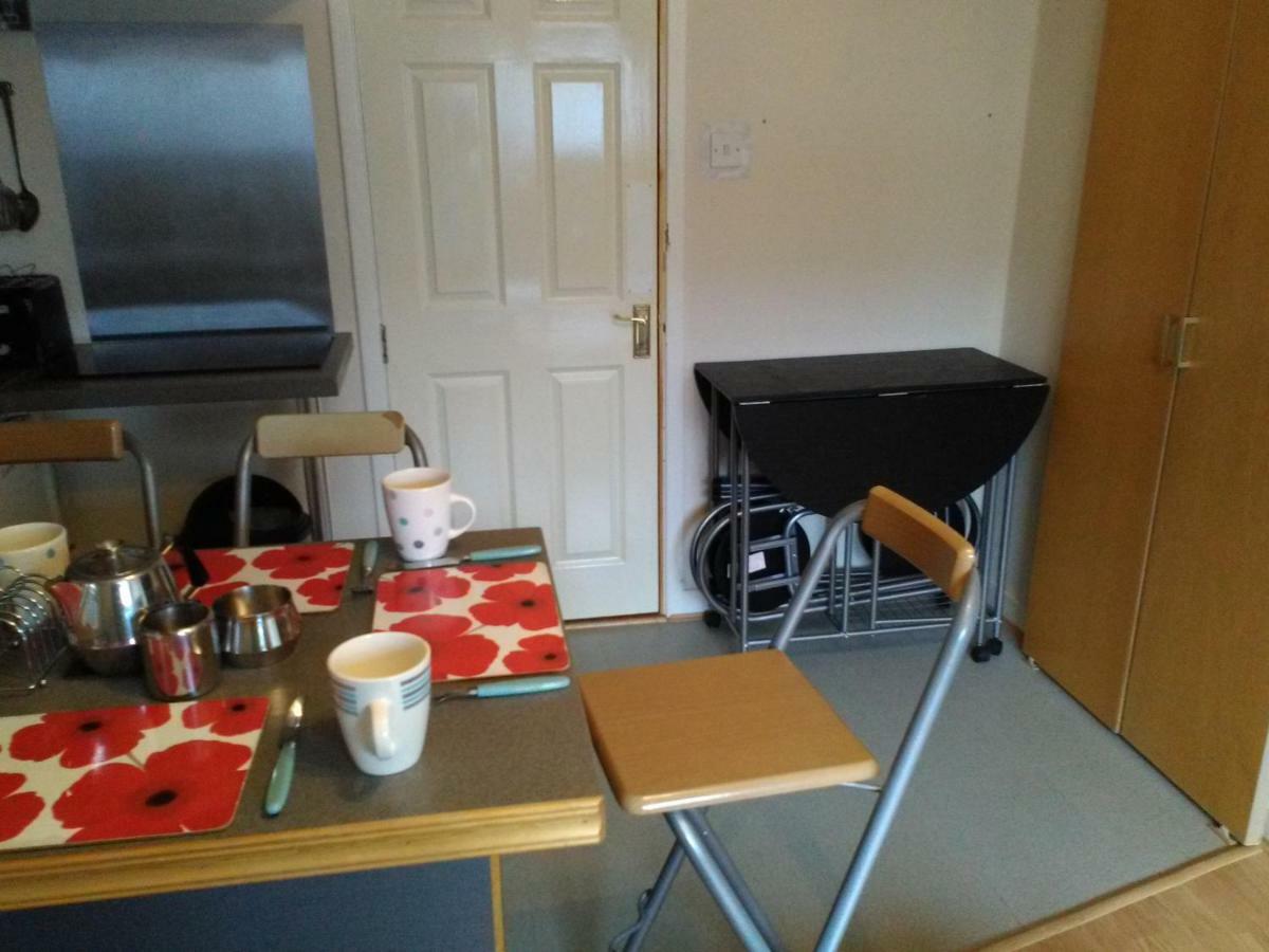 Kells Roadside Apartment Hamnavoe Екстериор снимка