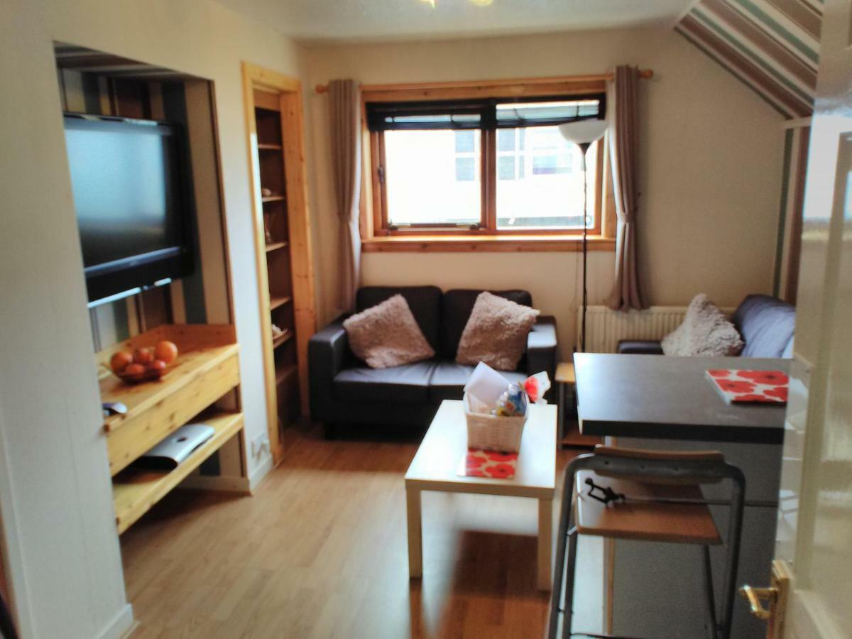 Kells Roadside Apartment Hamnavoe Екстериор снимка