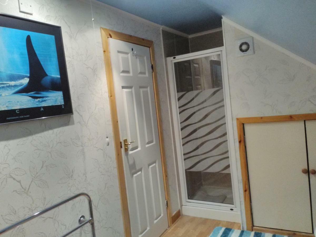 Kells Roadside Apartment Hamnavoe Екстериор снимка
